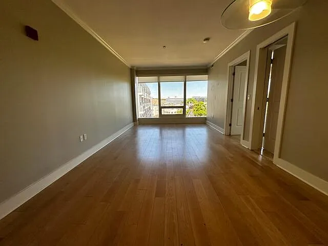 1 bed, 725 sqft, $2,150 — Photo 2