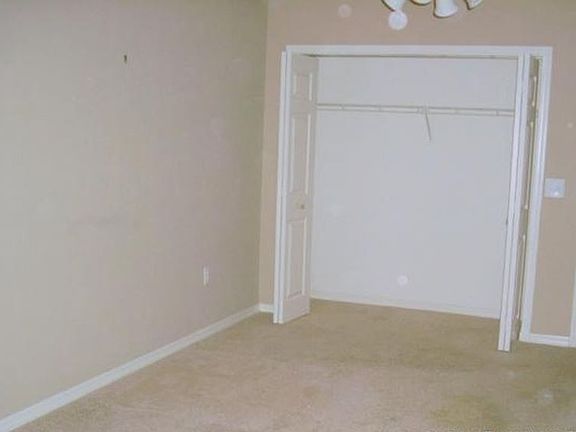 5th image of 10332 NW 33rd Ln