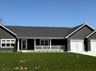 2497 Joseph Dr, Mount Pleasant, MI 48858