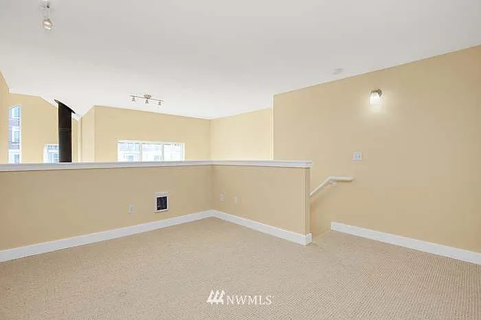 231 Belmont Ave E #401 — Photo 9