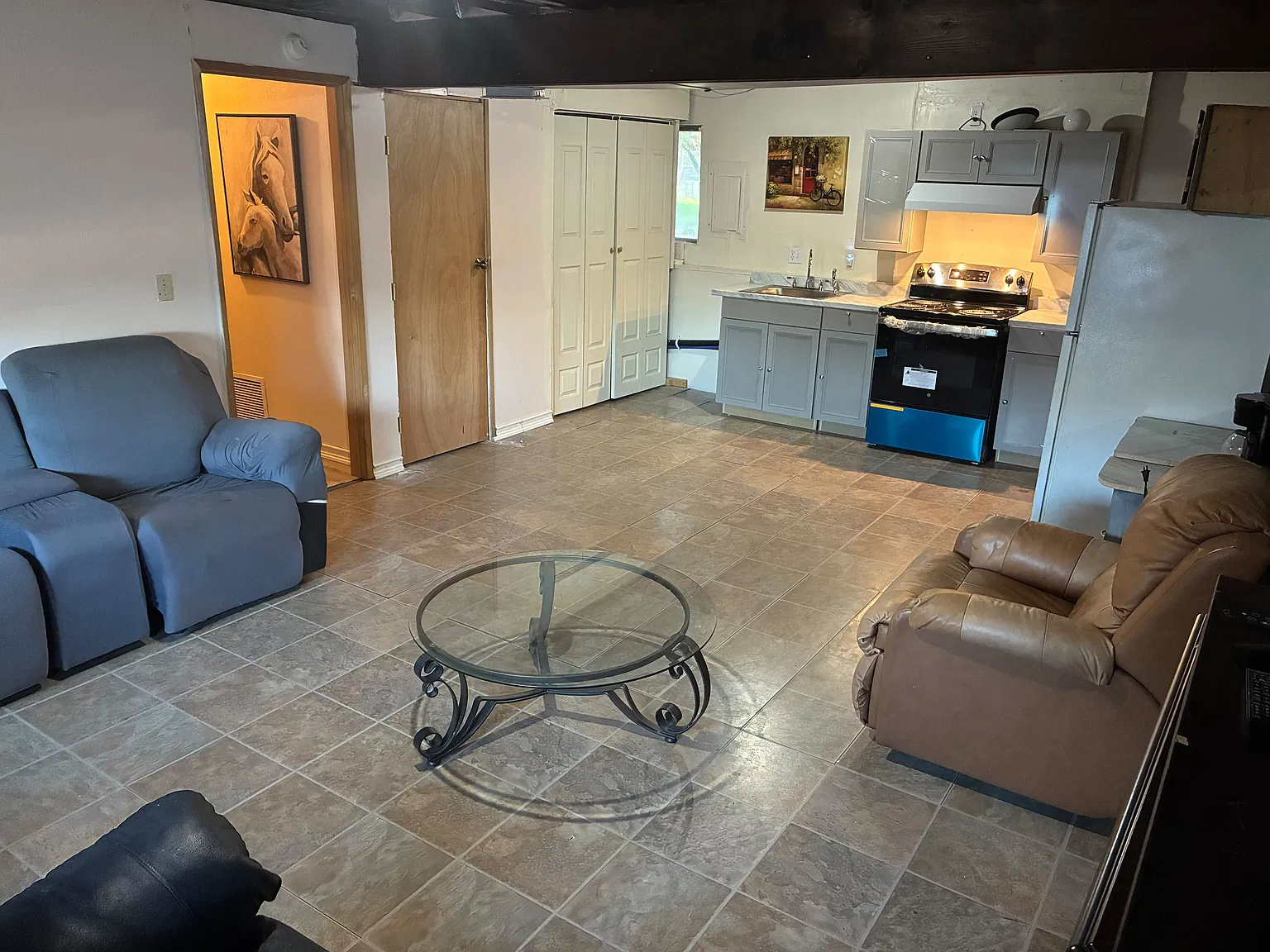 1 bed, 573 sqft, $700 — Photo 3