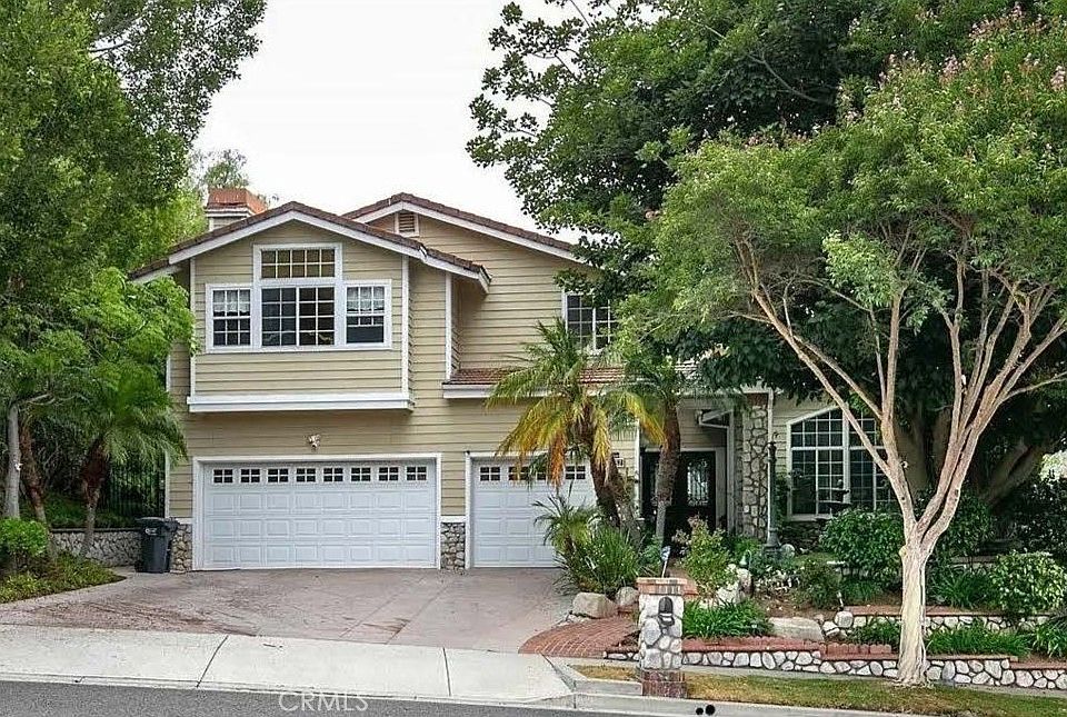 1st image of 287 Goldenwood Cir