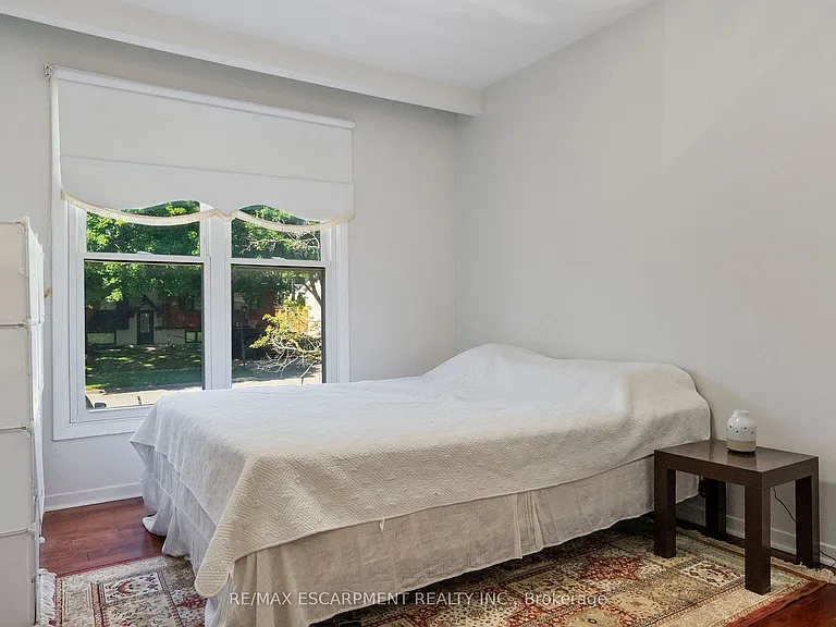 2506 Yarmouth Cres — Photo 16