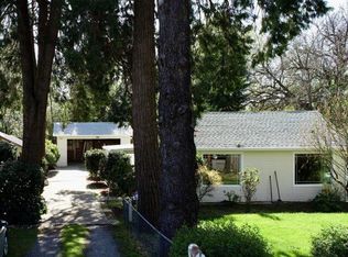 2571 Russell St, Redding, CA 96001