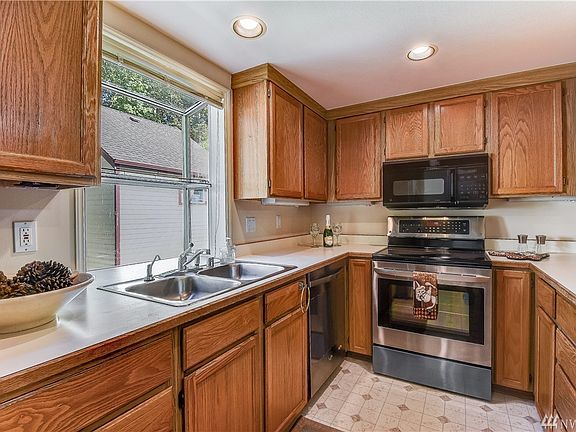 2nd image of 4241 220th Pl SE #1229