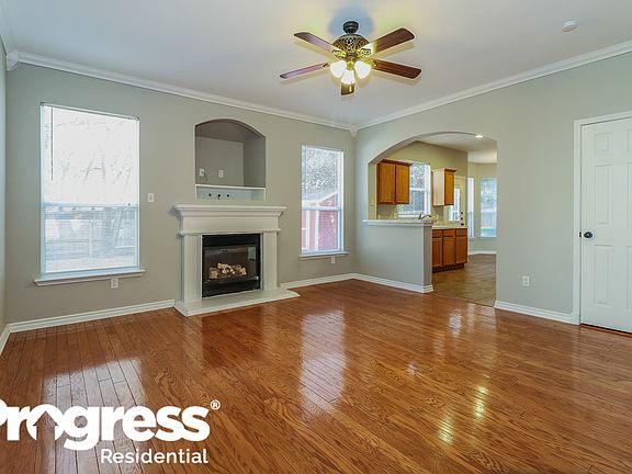 2nd image of 1520 Allen Dr