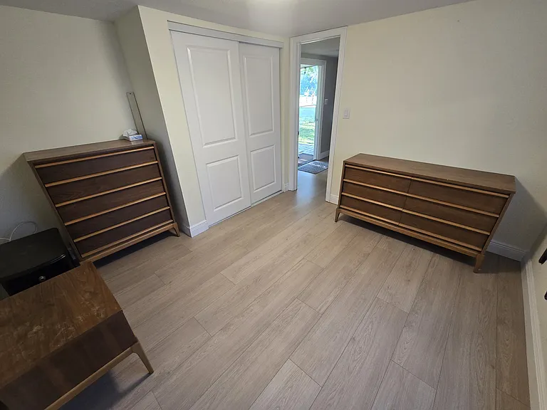 754 Elm St — Photo 3