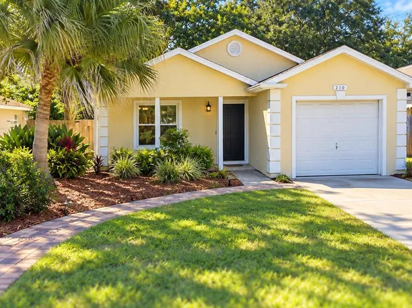 210 Azalea St, Panama City Beach, FL 32407