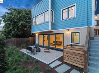 4428 Howe St, Oakland, CA 94611