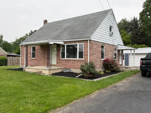 5212 Ridgeview Dr, Harrisburg, PA 17112