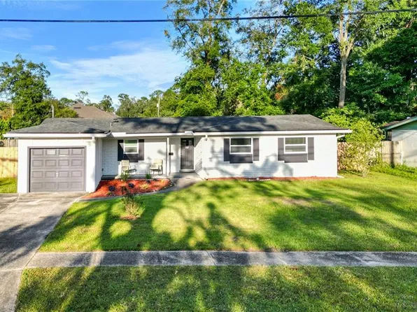 2305 Brest Rd, Jacksonville, FL 32216