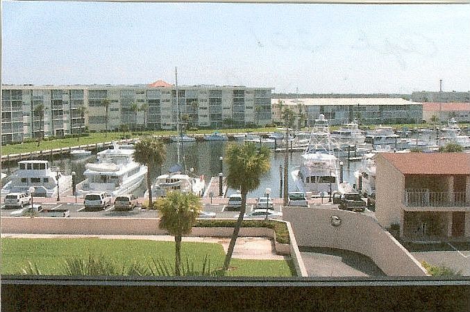 2nd image of 1030 Us Highway 1 APT 201
