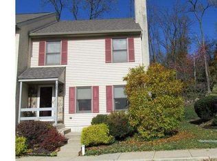 525 Pickering Station Dr, Chester Springs, PA 19425
