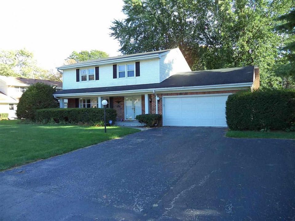 1st image of 5821 Chevy Chase Ln