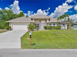 2236 SW 14th Pl, Cape Coral, FL 33991