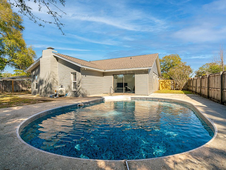 1st image of 441 Stonehenge Dr