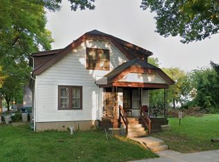3176 N 34th St, Milwaukee, WI 53216