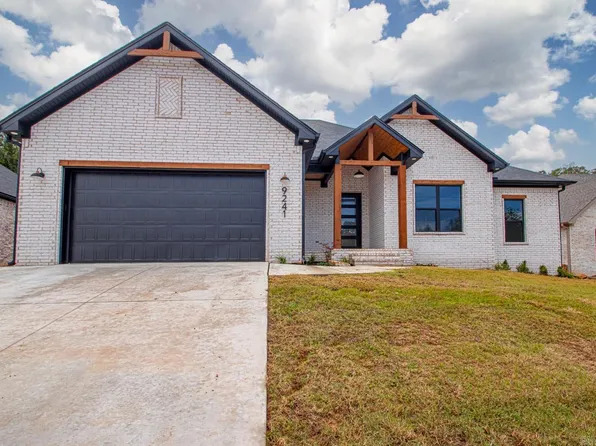 9241 Wooddale Dr, Sherwood, AR 72120