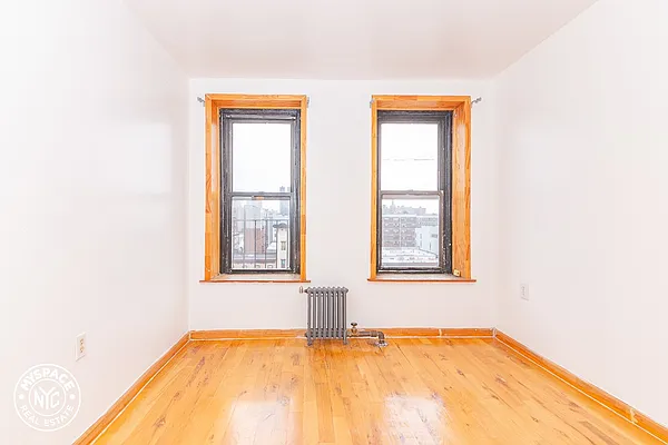 Rented by MySpaceNYC | media 16