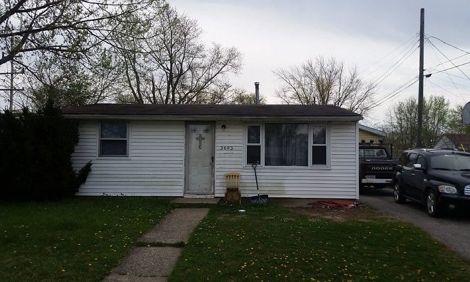 1st image of 3603 Rosslyn Dr