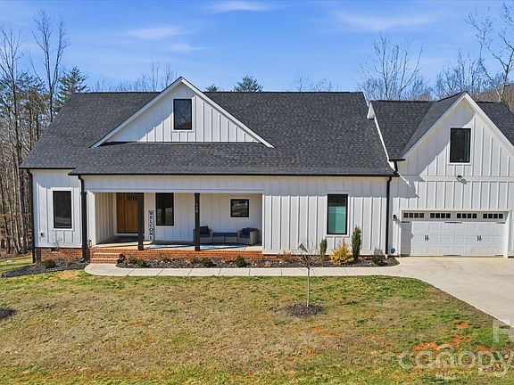 2nd image of 128 Laurel Ridge Dr