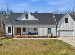 128 Laurel Ridge Dr, Statesville, NC 28677