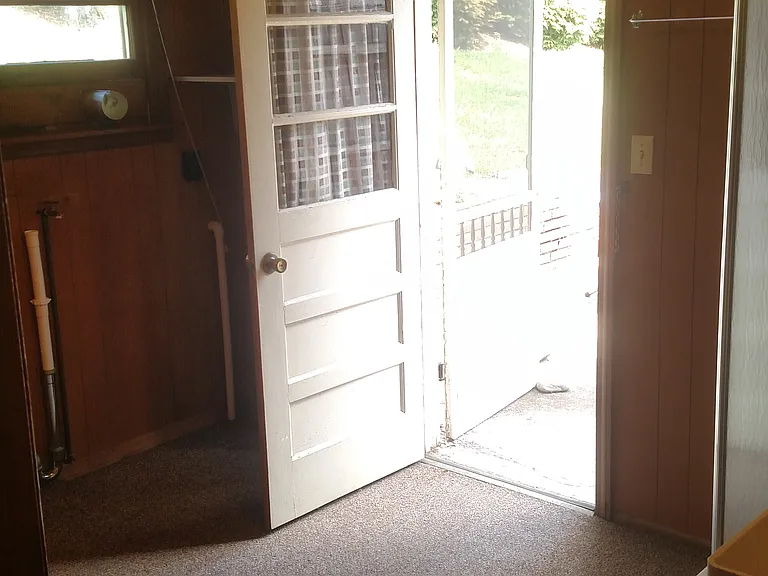 179 Johnson St — Photo 14