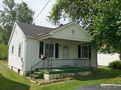 1119 E Delaware St, Evansville, IN, 47711