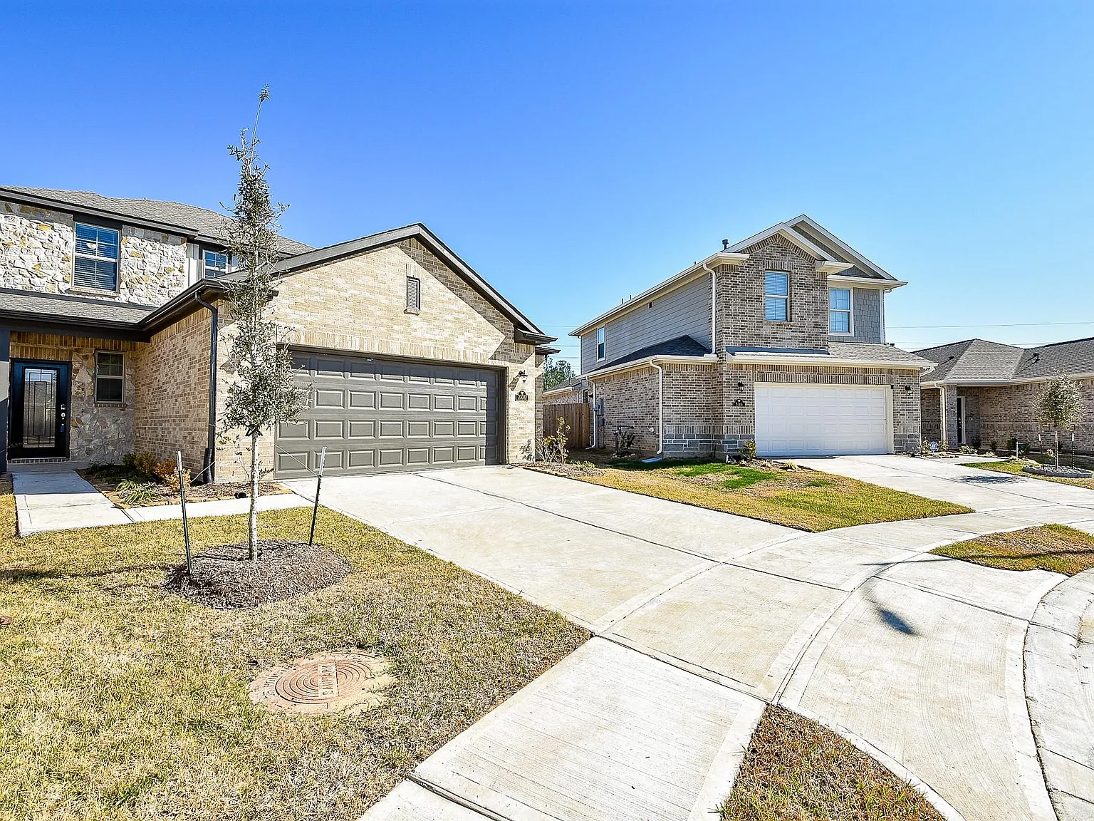 4 bed, 2.5 bath, 2178 sqft, $2,800 — Photo 2