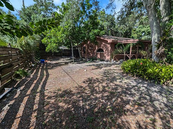 2nd image of 4844 Royal Palm Ave