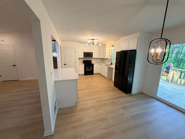 1376 Mill Brook Cir — Photo 18