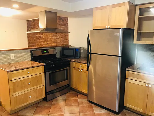 378 De Graw Street #1