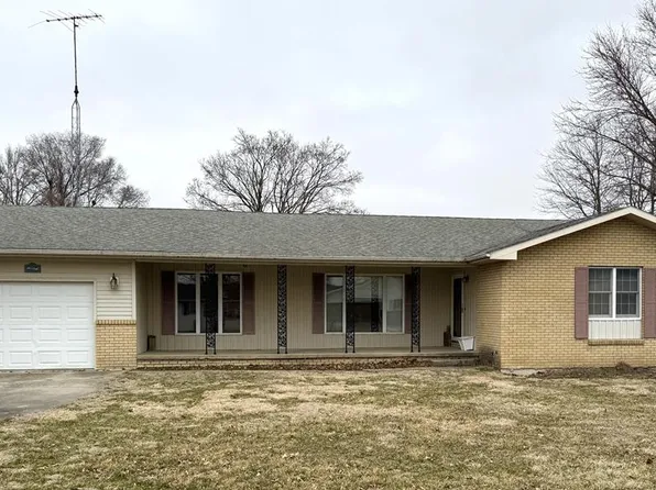 106 W 5th St, Green City, MO 63545