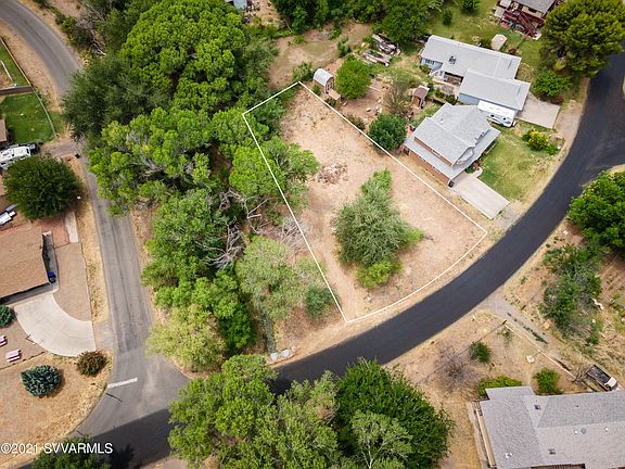 5th image of 3903 E Comanche Dr