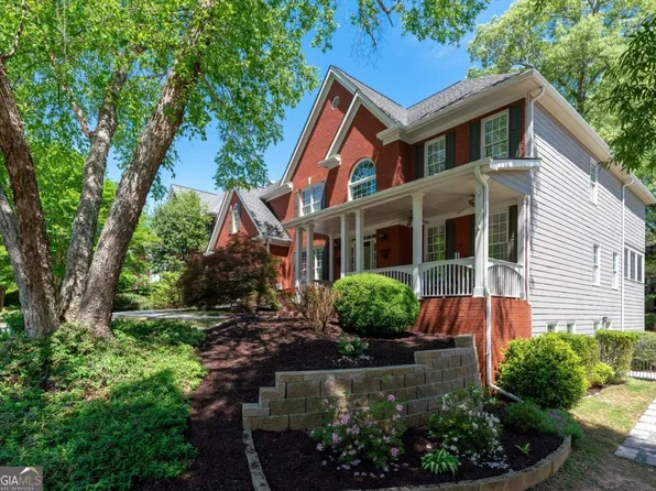 4035 Regal Oaks Dr, Suwanee, GA 30024