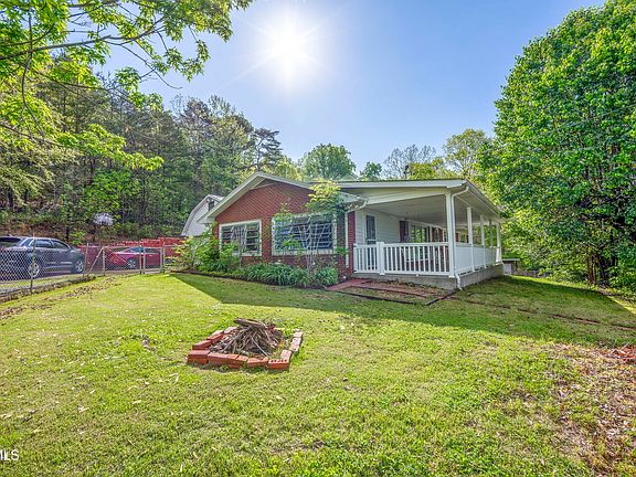 3rd image of 8343 Asheville Hwy