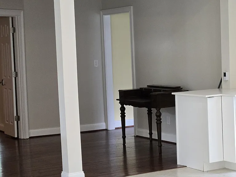 1221 Bradford Ln — Photo 21