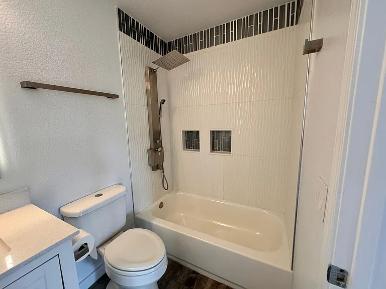 94-510 Lumiaina St #H202 — Photo 13
