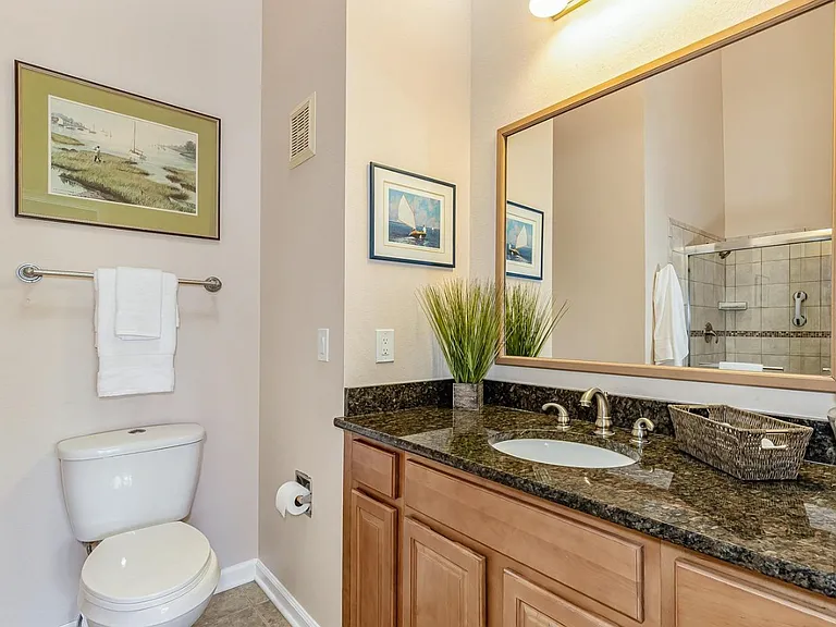 7622 S Cove Cir — Photo 17