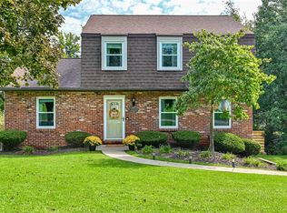 3523 Woodlake Dr, Allison Park, PA 15101