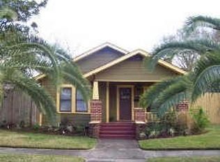 1136 Woodland St, Houston, TX 77009