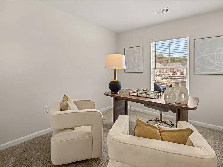 4270 Notting Hill Dr SW — Photo 33