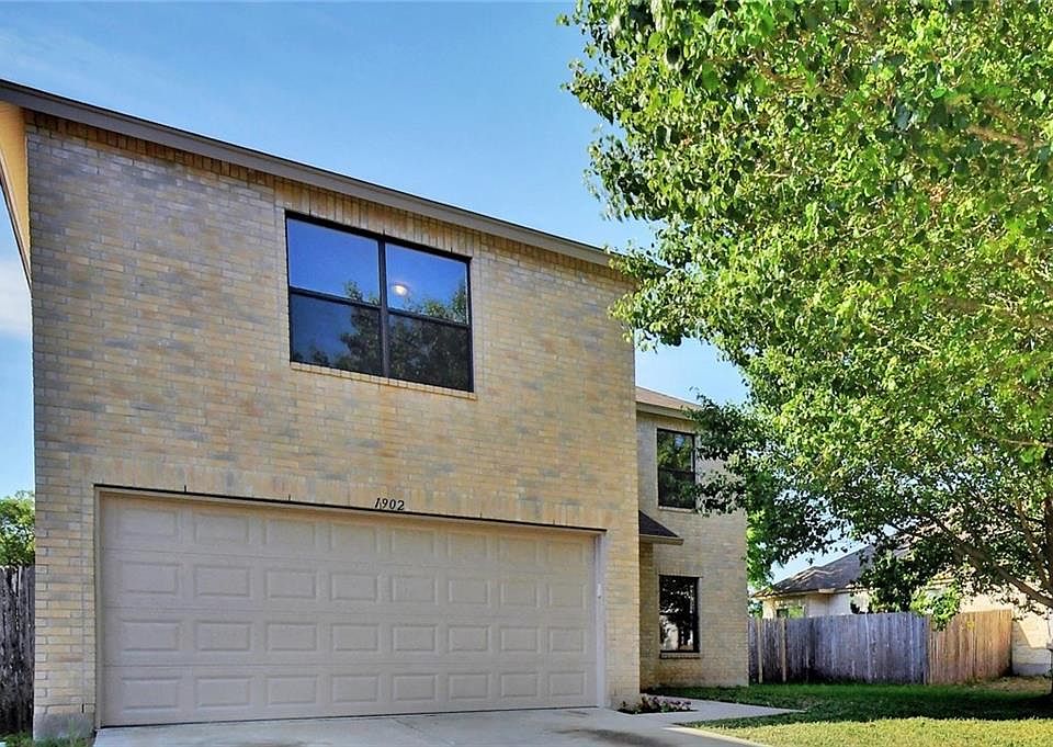 1st image of 1902 Grassland Dr