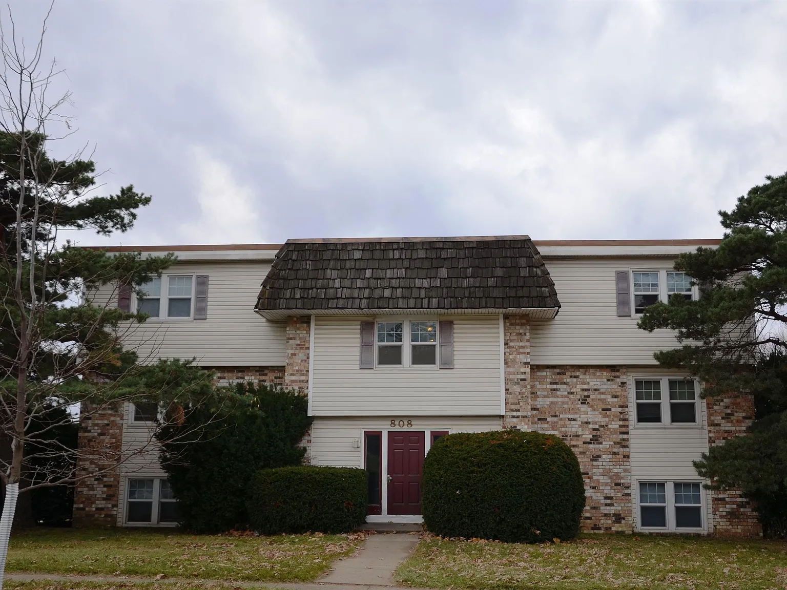 808 East 11th Street - 3 — Photo 1