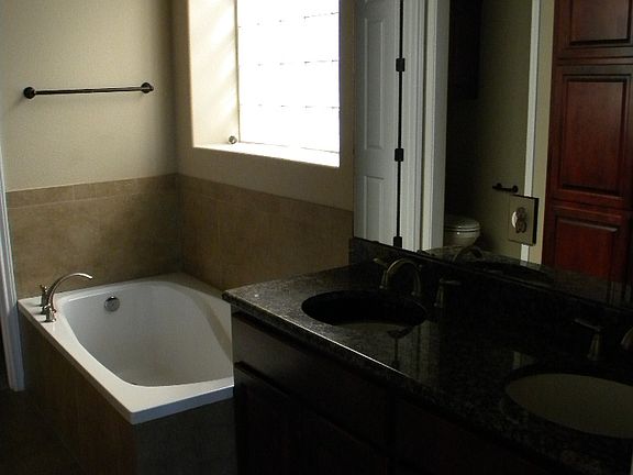 5th image of 14910 Leeward Dr Unit 802