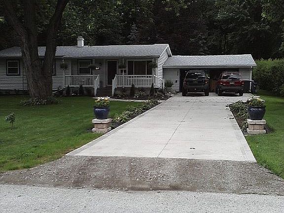 New concrete driveway 2016
