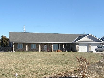 1st image of 409 Hilltop Dr