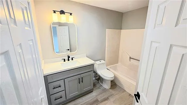 1401 Drake Ln — Photo 12