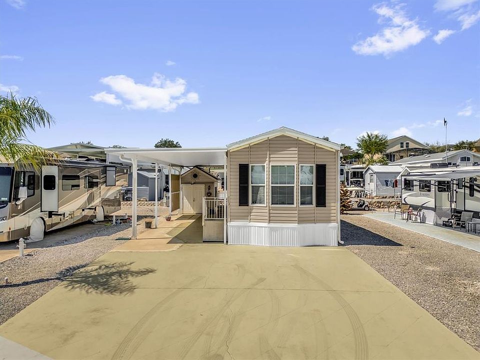 1st image of 1039 CENTER CREST BOULEVARD