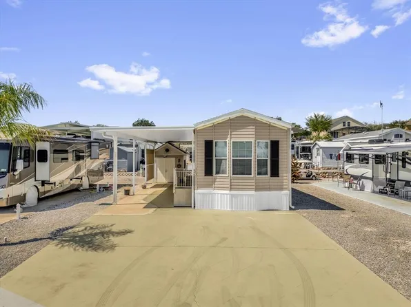 1039 Center Crest Blvd, Davenport, FL 33837